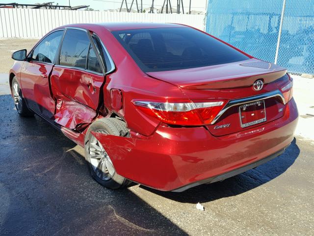 4T1BF1FK2HU754930 - 2017 TOYOTA CAMRY LE RED photo 3