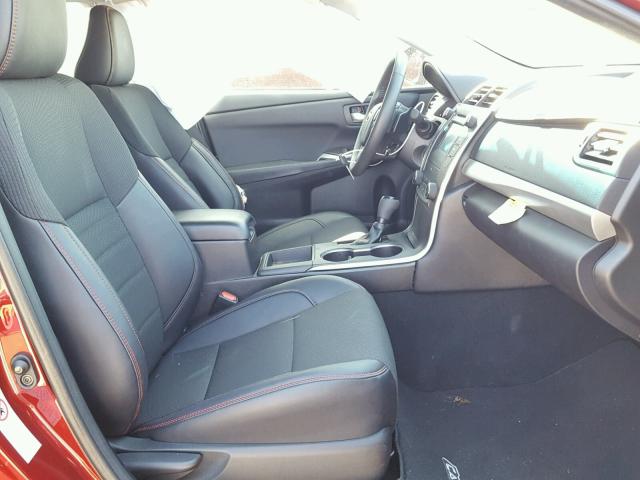 4T1BF1FK2HU754930 - 2017 TOYOTA CAMRY LE 红色 照片 5