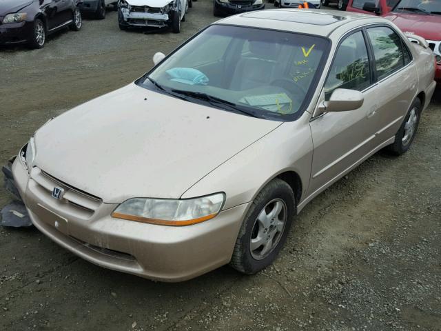 JHMCG6602YC031648 - 2000 HONDA ACCORD EX GOLD photo 2