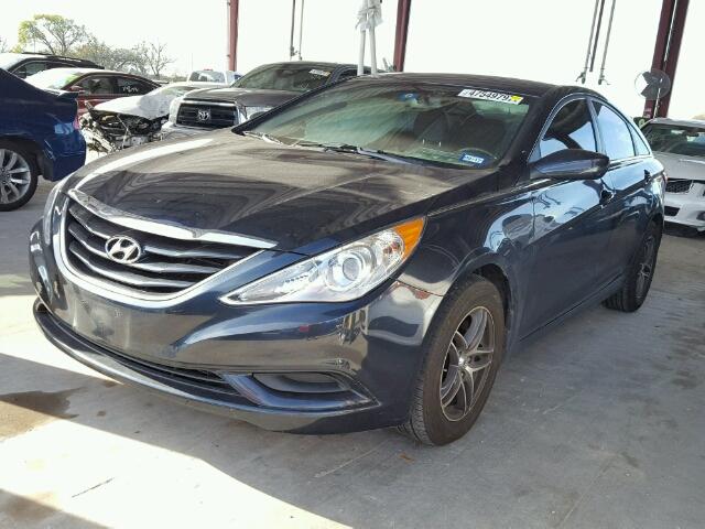 5NPEB4AC8CH483633 - 2012 HYUNDAI SONATA GLS BLUE photo 2