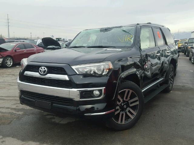 JTEBU5JR7H5470382 - 2017 TOYOTA 4RUNNER SR BLACK photo 2