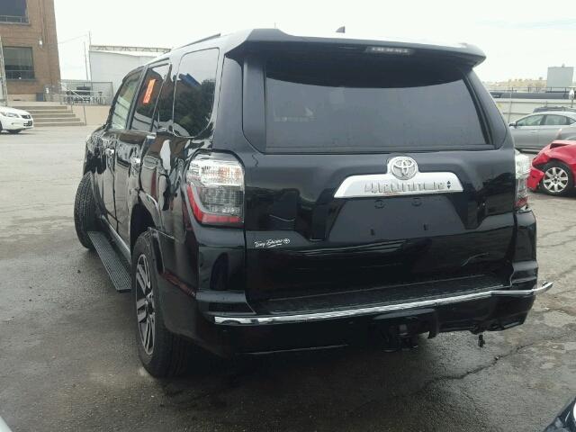 JTEBU5JR7H5470382 - 2017 TOYOTA 4RUNNER SR BLACK photo 3