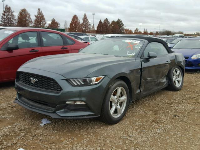 1FATP8EM3G5323903 - 2016 FORD MUSTANG GRAY photo 2