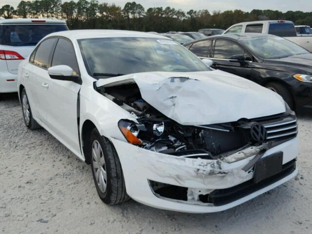 1VWAP7A37DC045763 - 2013 VOLKSWAGEN PASSAT S أبيض صورة 1