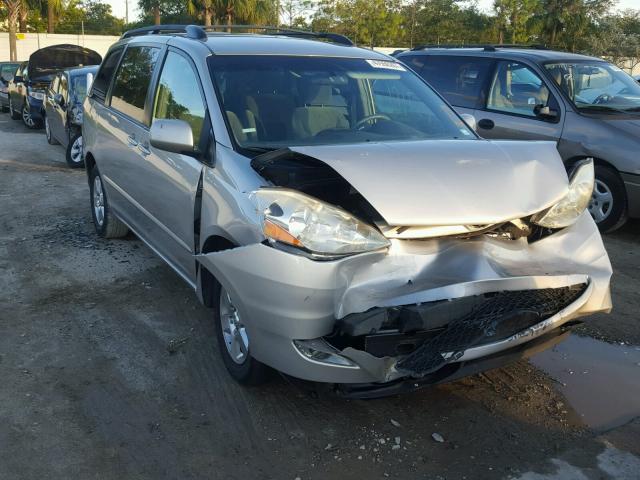 5TDZA22C56S395144 - 2006 TOYOTA SIENNA XLE SILVER photo 1