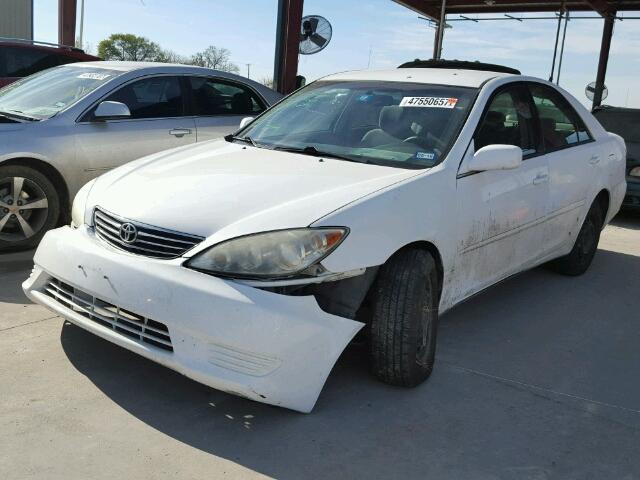 4T1BE32K06U719806 - 2006 TOYOTA CAMRY LE WHITE photo 2