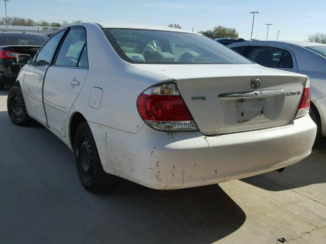 4T1BE32K06U719806 - 2006 TOYOTA CAMRY LE WHITE photo 3