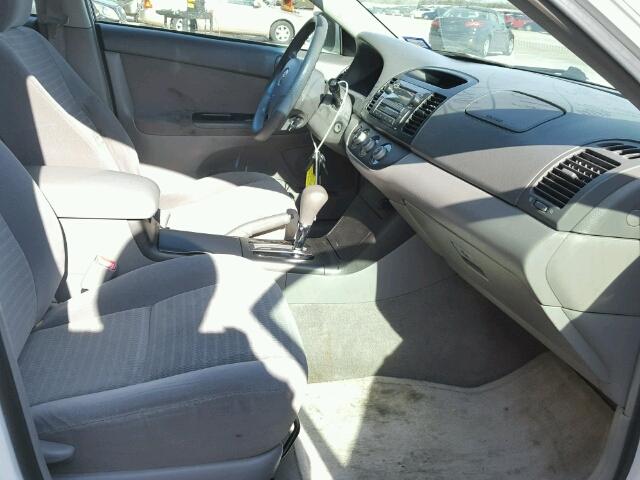 4T1BE32K06U719806 - 2006 TOYOTA CAMRY LE 白色 照片 5