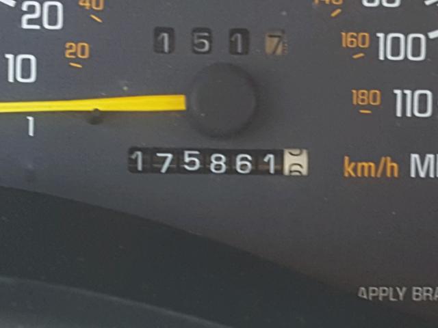 1G2WP12KX1F210683 - 2001 PONTIAC GRAND PRIX 白色 照片 8