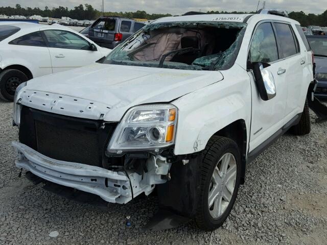 2CTFLWE5XB6469619 - 2011 GMC TERRAIN SL WHITE photo 2