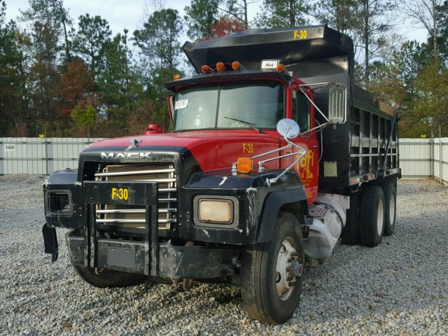 1M2P267CXRM018776 - 1994 MACK 600 RD600 RED photo 2