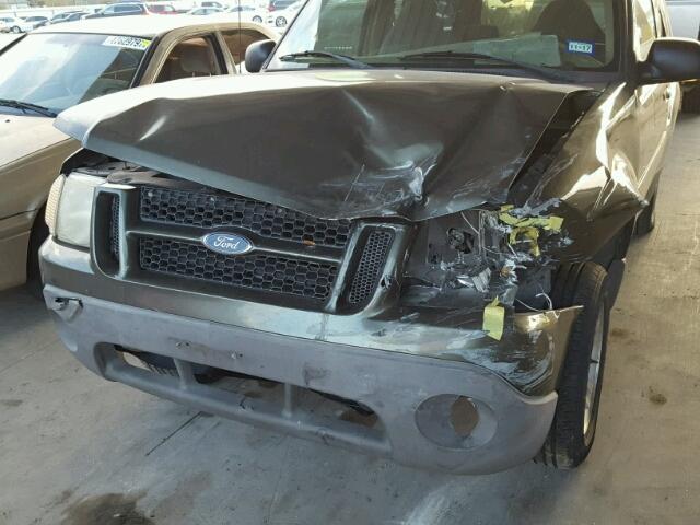 1FMYU60E01UC49264 - 2001 FORD EXPLORER S GREEN photo 9