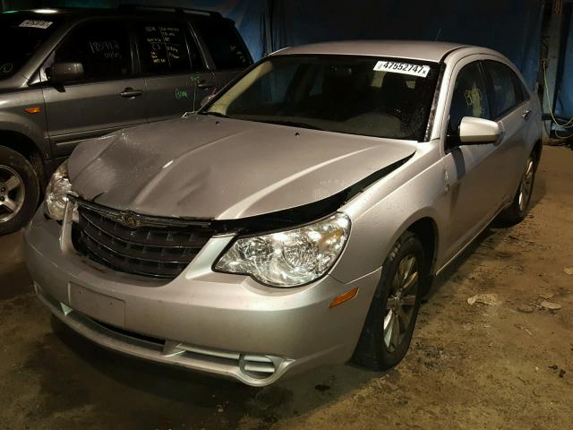 1C3CC5FB9AN224189 - 2010 CHRYSLER SEBRING LI SILVER photo 2