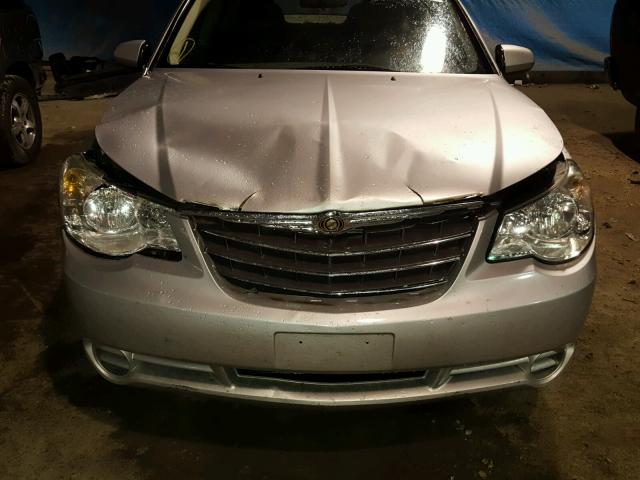 1C3CC5FB9AN224189 - 2010 CHRYSLER SEBRING LI SILVER photo 9