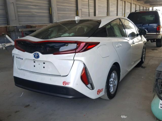 JTDKARFPXH3065866 - 2017 TOYOTA PRIUS PRIM 白色 照片 4