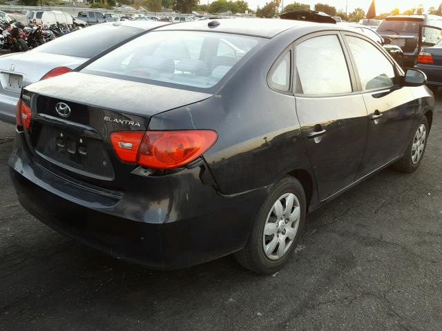 KMHDU46D68U346240 - 2008 HYUNDAI ELANTRA GL BLACK photo 4