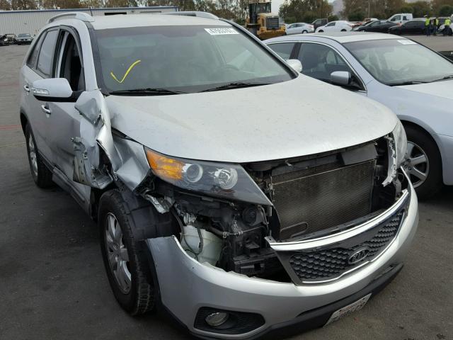 5XYKT3A65CG288858 - 2012 KIA SORENTO BA SILVER photo 1