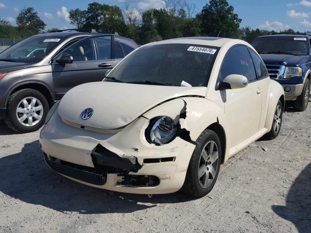 3VWRW31C26M407000 - 2006 VOLKSWAGEN NEW BEETLE Krem foto 2