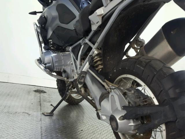 WB10A1100EZ185586 - 2014 BMW R1200 GS GRAY photo 14