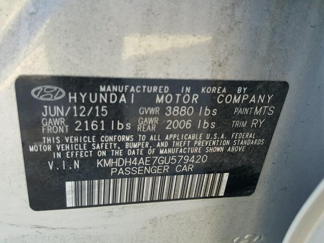 KMHDH4AE7GU579420 - 2016 HYUNDAI ELANTRA SE SILVER photo 10