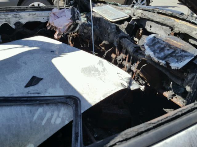 1G1NE52M5W6228918 - 1998 CHEVROLET MALIBU LS დამწვარი ფოტო 5