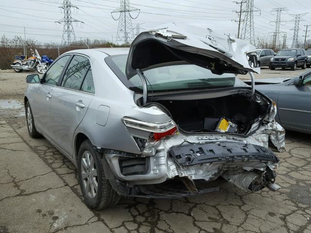 JTNBB46K193051677 - 2009 TOYOTA CAMRY HYBR SILVER photo 3