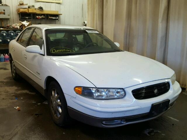 2G4WF5219X1633117 - 1999 BUICK REGAL GS WHITE photo 1