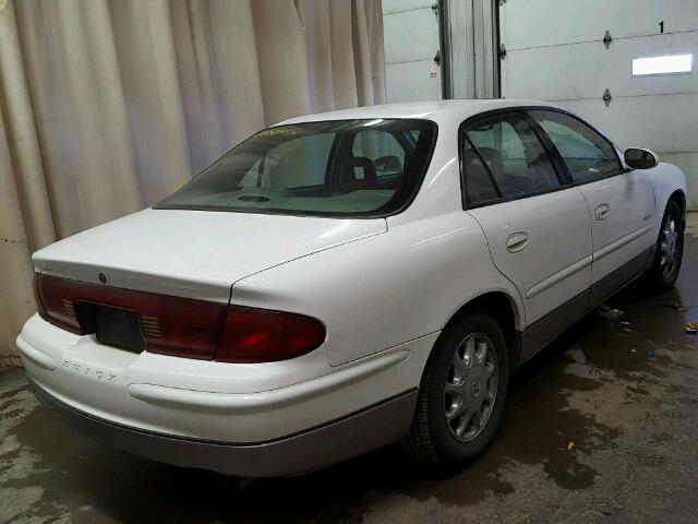 2G4WF5219X1633117 - 1999 BUICK REGAL GS WHITE photo 4