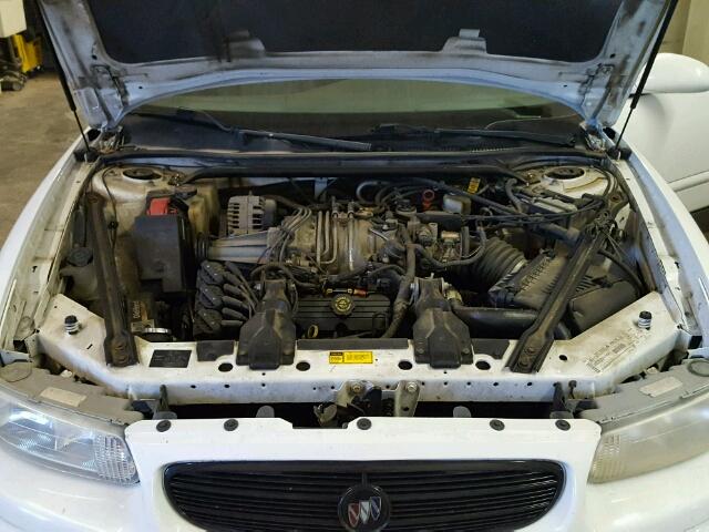2G4WF5219X1633117 - 1999 BUICK REGAL GS WHITE photo 7
