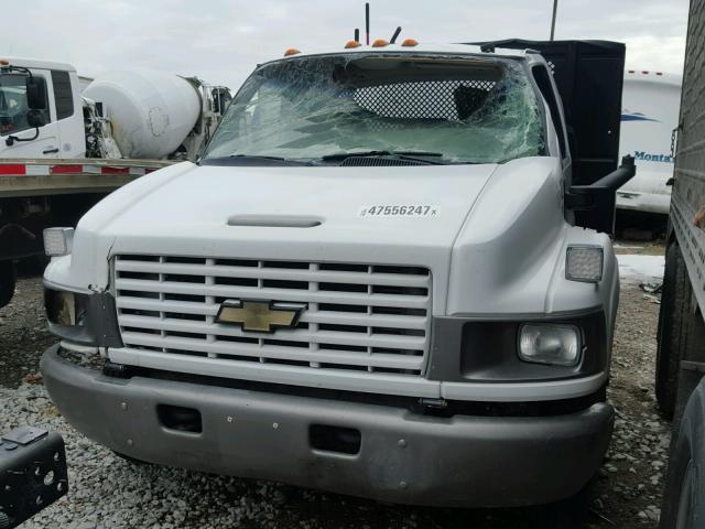 1GBE4C1978F411353 - 2008 CHEVROLET C4500 C4C0 WHITE photo 2