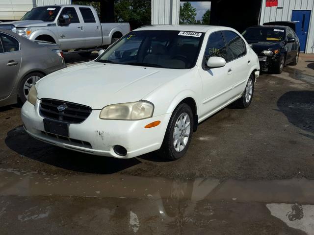 JN1CA31D61T804058 - 2001 NISSAN MAXIMA GXE WHITE photo 2