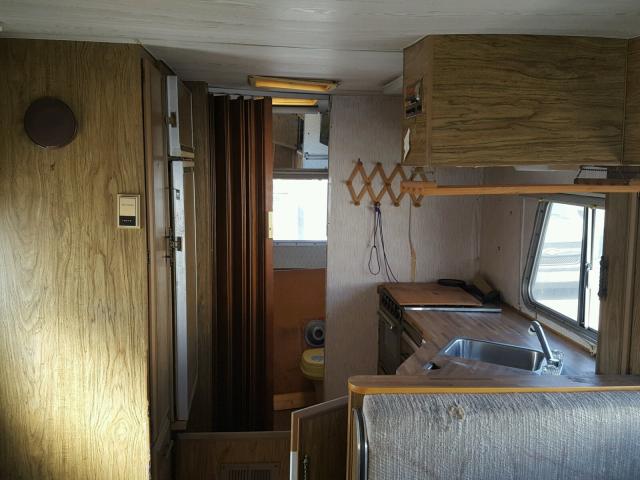 F44CD6V087405 - 1976 DREA MOTORHOME BLUE photo 6