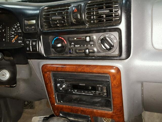 4S6CM58W7X4424840 - 1999 HONDA PASSPORT E 黑色 照片 9