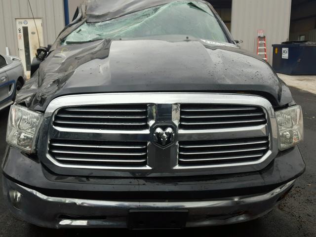 1C6RR7GT1GS221814 - 2016 RAM 1500 SLT შავი ფოტო 7