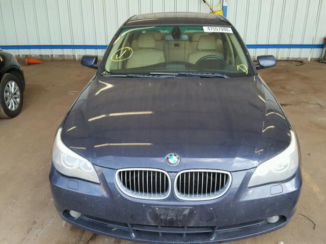 WBANF73547CU27871 - 2007 BMW 530 XI BLUE photo 9