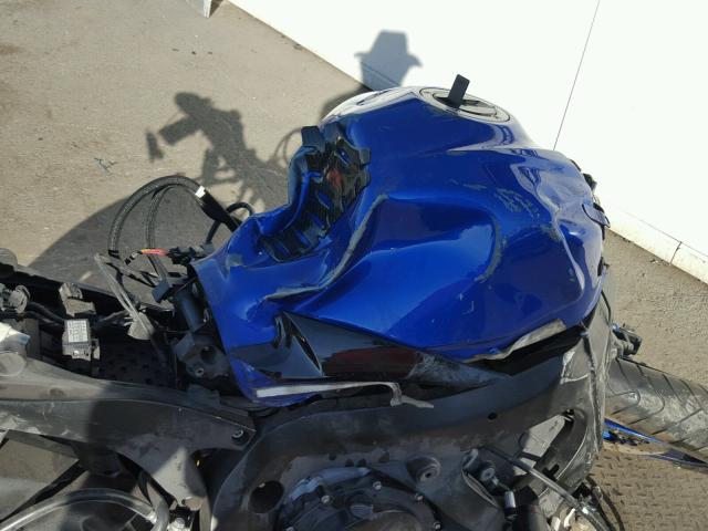 JS1GN7EA482109534 - 2008 SUZUKI GSX-R600 BLUE photo 5