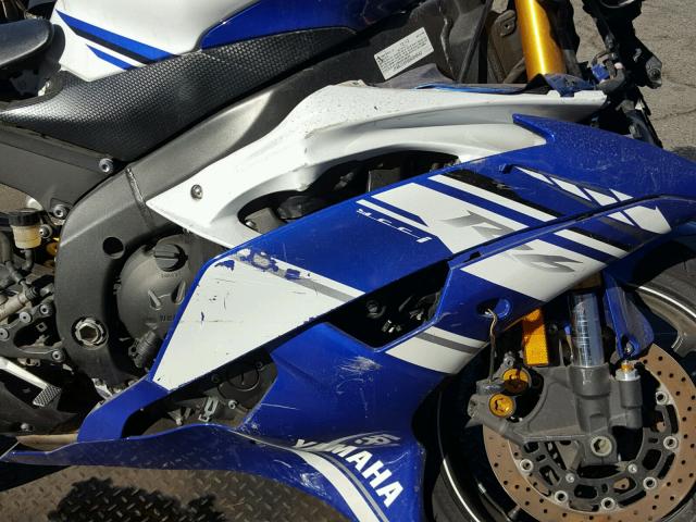 JYARJ16Y5DA006542 - 2013 YAMAHA YZFR6 C TWO TONE photo 7