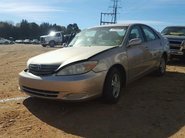 4T1BE32KX3U137613 - 2003 TOYOTA CAMRY LE GOLD photo 2