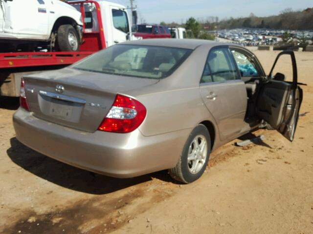 4T1BE32KX3U137613 - 2003 TOYOTA CAMRY LE GOLD photo 4