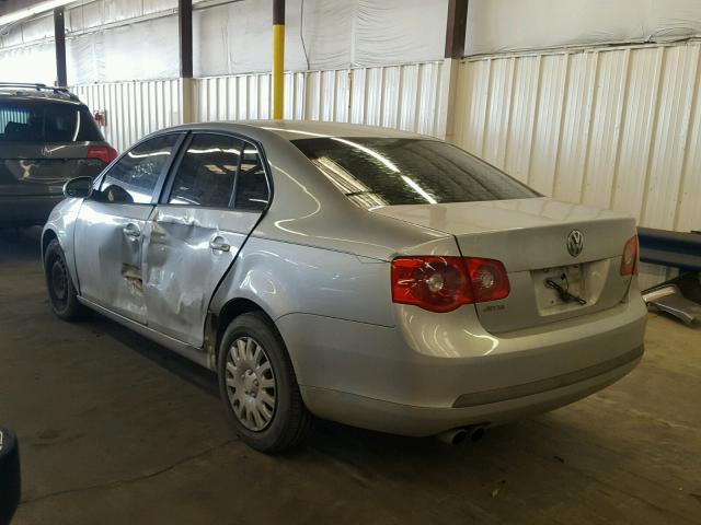 3VWPF71K56M758246 - 2006 VOLKSWAGEN JETTA VALU SILVER photo 3