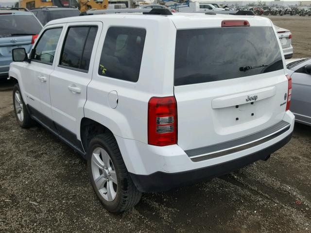 1C4NJPCB7ED529843 - 2014 JEEP PATRIOT LI WHITE photo 3