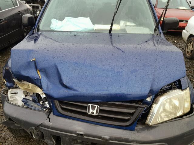 JHLRD1848XC068325 - 1999 HONDA CR-V LX BLUE photo 7