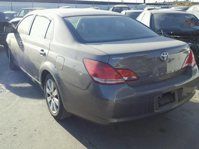 4T1BK36B66U089647 - 2006 TOYOTA AVALON XL GRAY photo 3