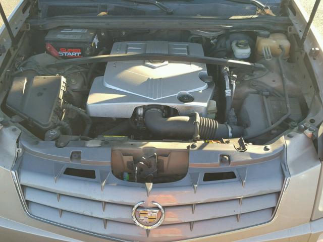 1GYEE637450146549 - 2005 CADILLAC SRX GOLD photo 7