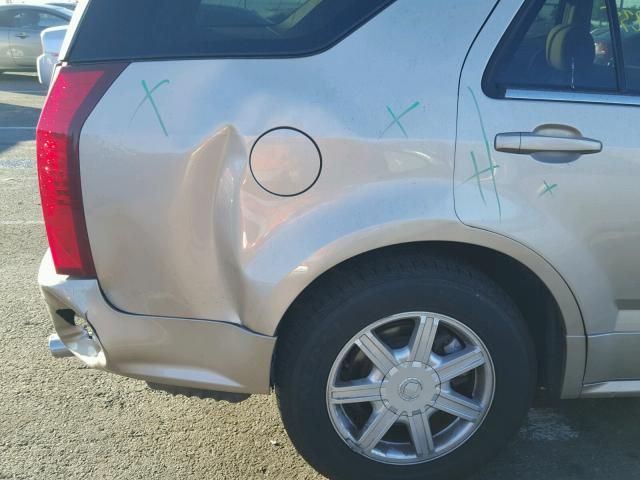 1GYEE637450146549 - 2005 CADILLAC SRX GOLD photo 9