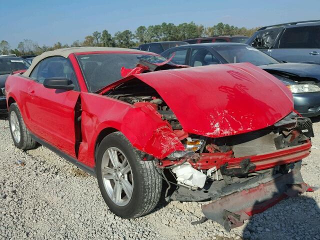 1ZVBP8EM6B5146968 - 2011 FORD MUSTANG RED photo 1