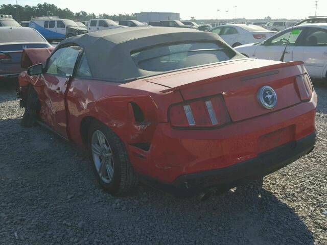 1ZVBP8EM6B5146968 - 2011 FORD MUSTANG RED photo 3