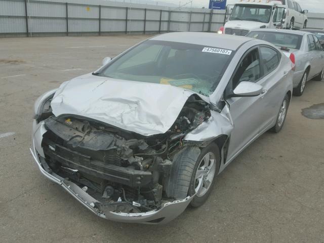 5NPDH4AE6FH565831 - 2015 HYUNDAI ELANTRA SE SILVER photo 2