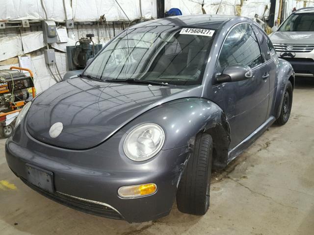 3VWBK31C35M416087 - 2005 VOLKSWAGEN NEW BEETLE GRAY photo 2