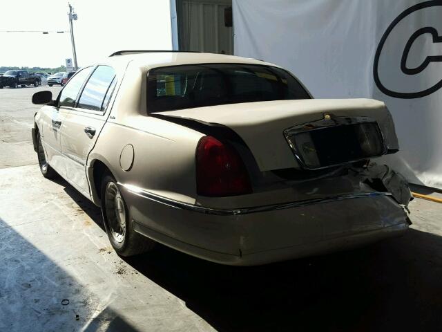 1LNHM81W9XY648680 - 1999 LINCOLN TOWN CAR WHITE photo 3